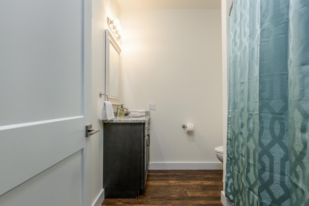 Downtown Bangor Luxury Apartment Main image